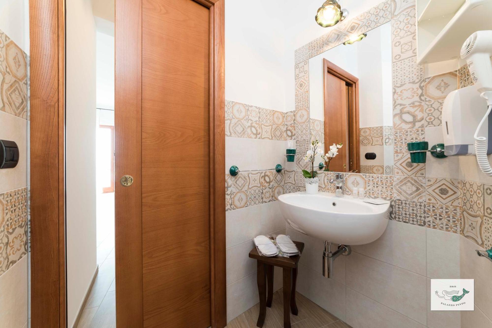 B&B Palazzo Pinto 2 Vietri Bagian luar foto