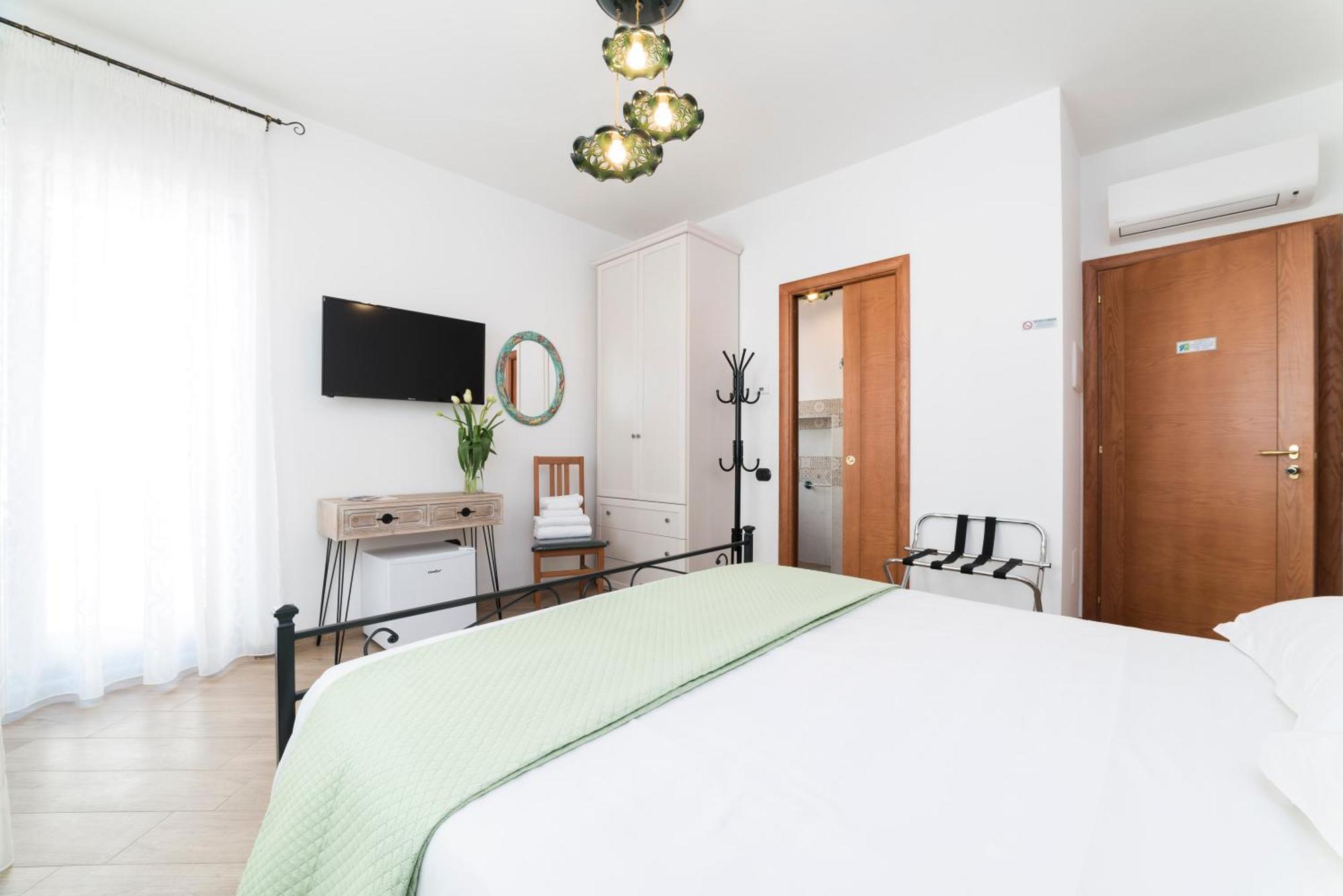 B&B Palazzo Pinto 2 Vietri Bagian luar foto