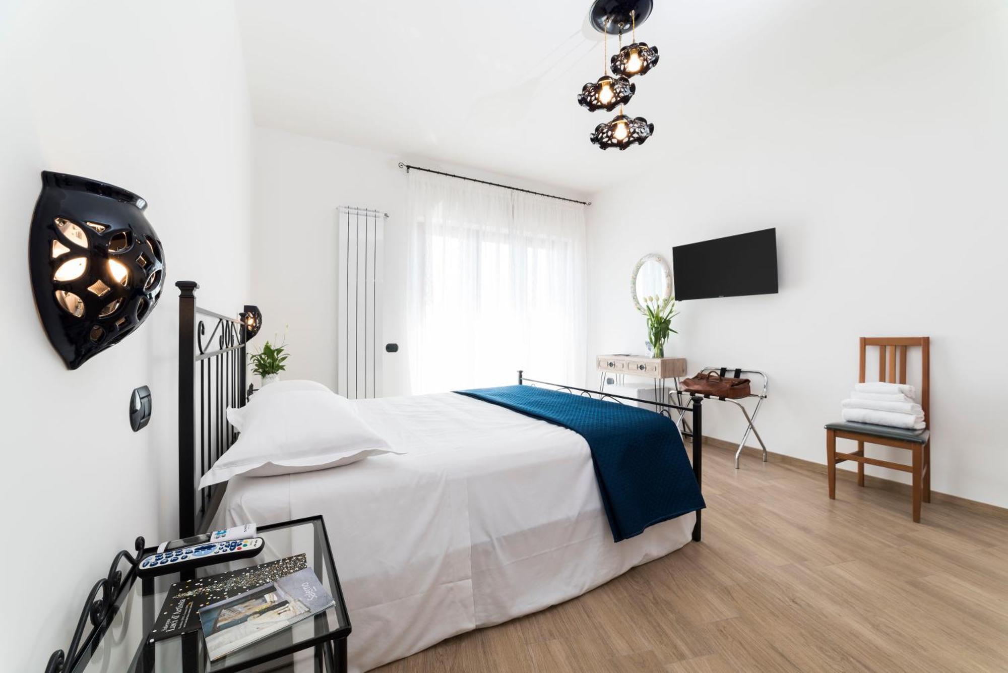 B&B Palazzo Pinto 2 Vietri Bagian luar foto