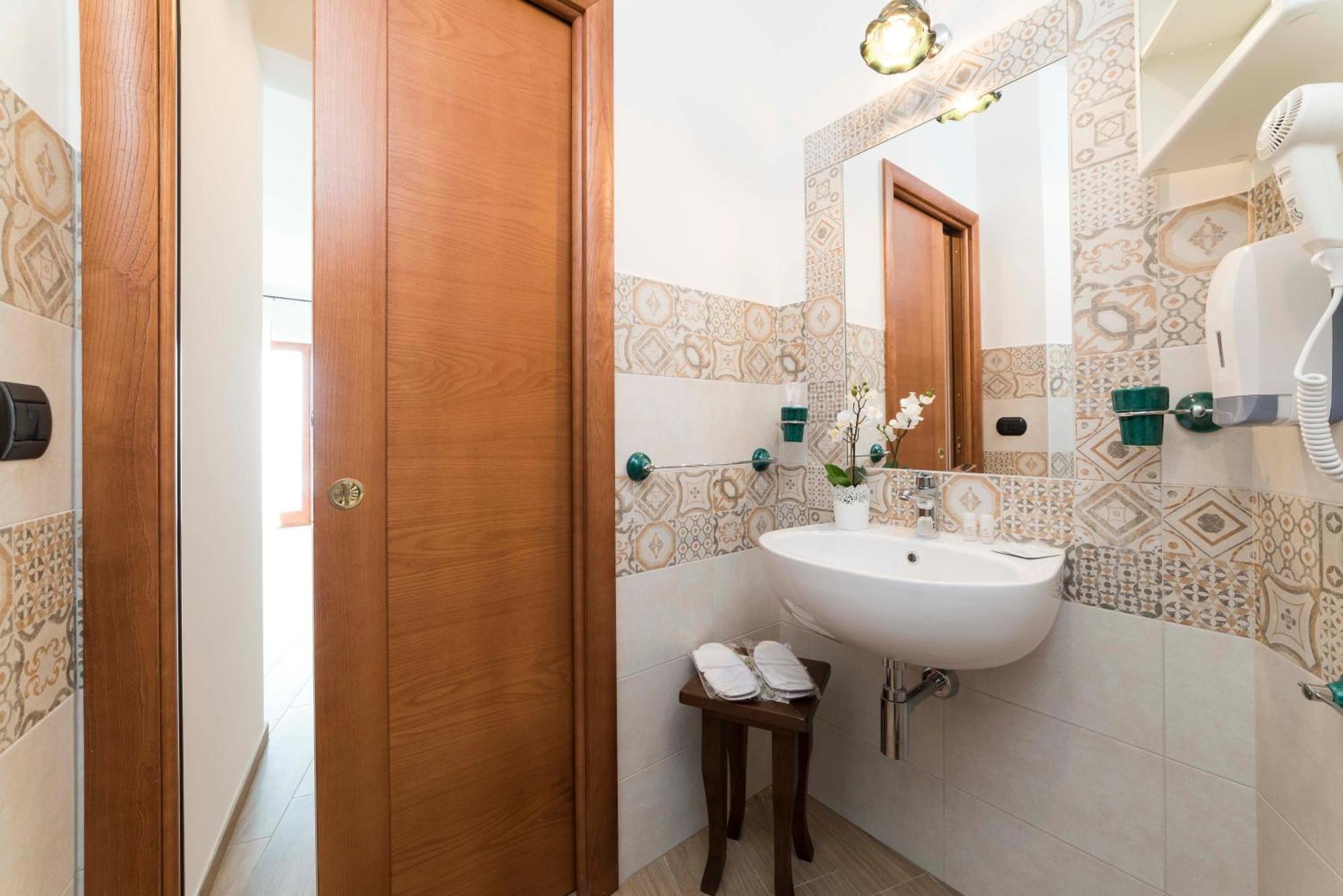 B&B Palazzo Pinto 2 Vietri Bagian luar foto